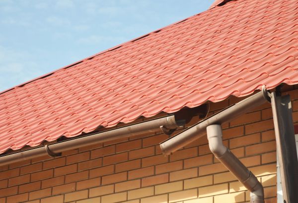 Loose Gutter Repair in Saint Johns