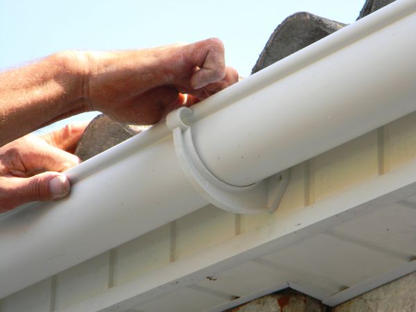 Plastic Gutter Repair in Saint Johns